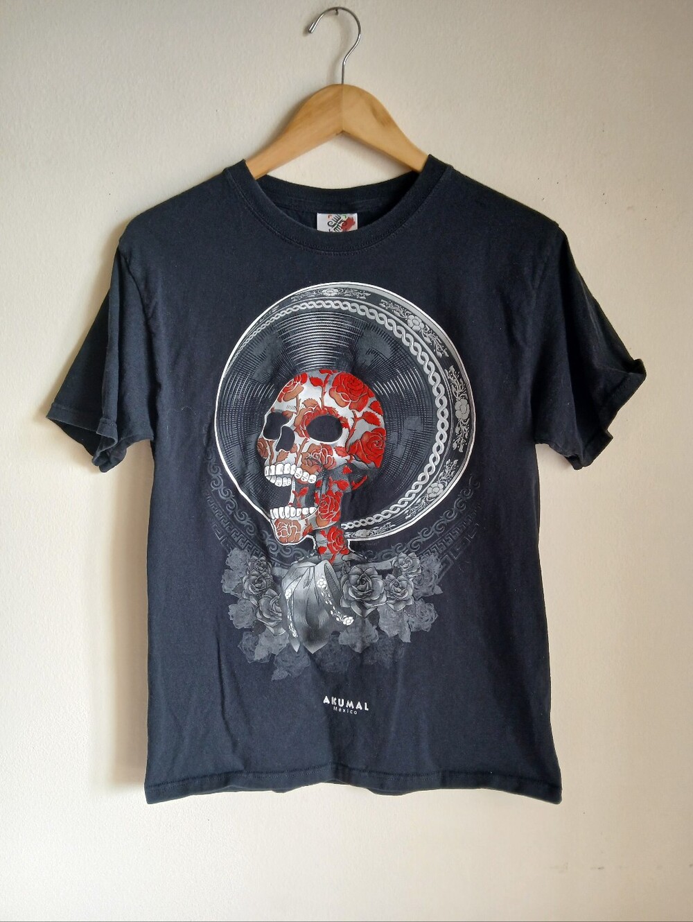 Karani Art Black Skeleton Red Rose Black T Shirt Size Medium